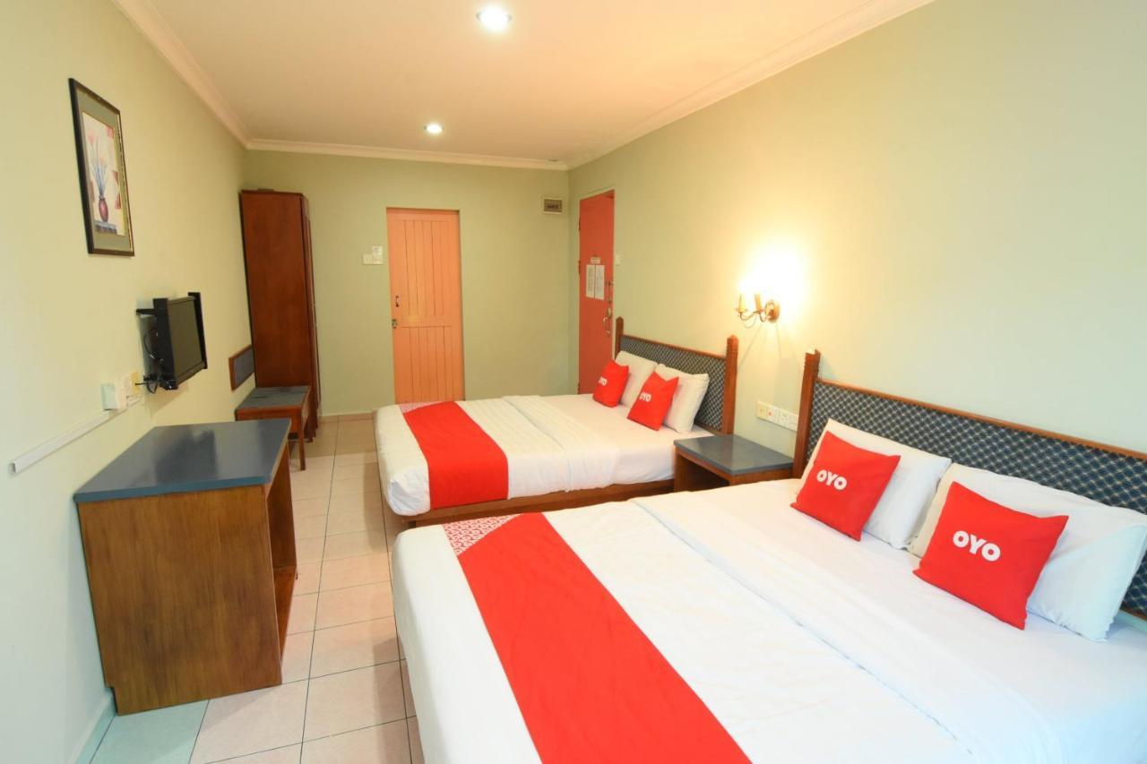 Oyo 89642 Highway Inn Mukah المظهر الخارجي الصورة