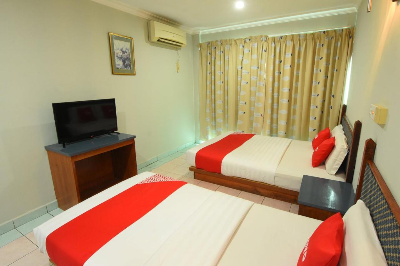 Oyo 89642 Highway Inn Mukah المظهر الخارجي الصورة
