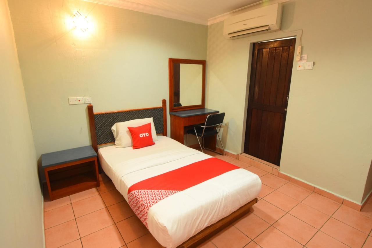 Oyo 89642 Highway Inn Mukah المظهر الخارجي الصورة